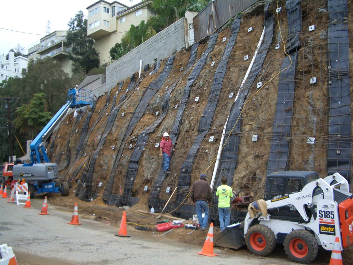 Soil Nail Retaining Wall